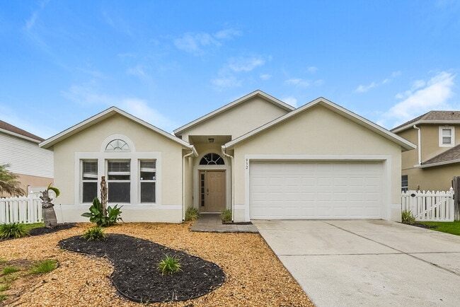 Building Photo - 932 Vanderbilt Dr