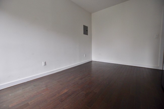 Foto del edificio - 383 1st Ave