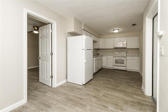 Foto del edificio - 2065 West Pkwy