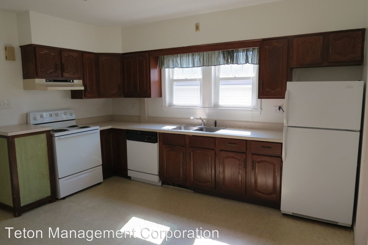 80 Dartmouth St, Pittsfield, MA 01201 Condo for Rent in Pittsfield, MA