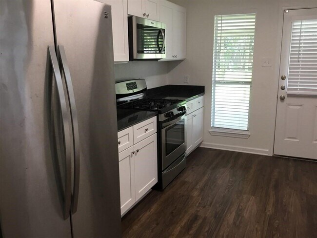 Foto del edificio - 1034 Chase Park Dr