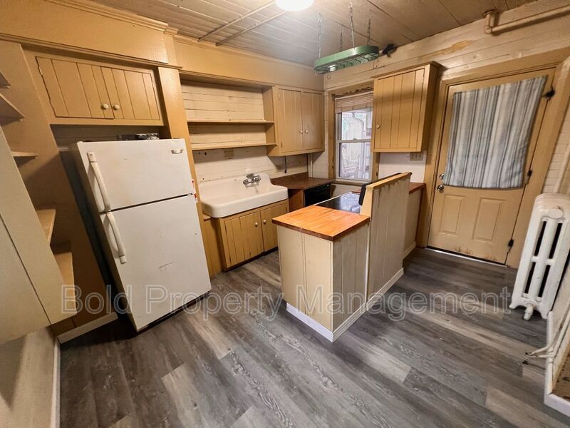 1414 Chestnut St, Cressona, PA 17929 House Rental in Cressona, PA