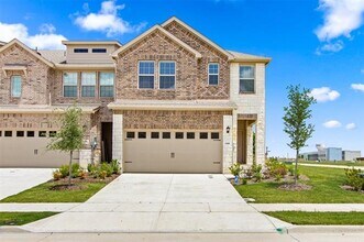 Building Photo - 712 Lone Rock Dr