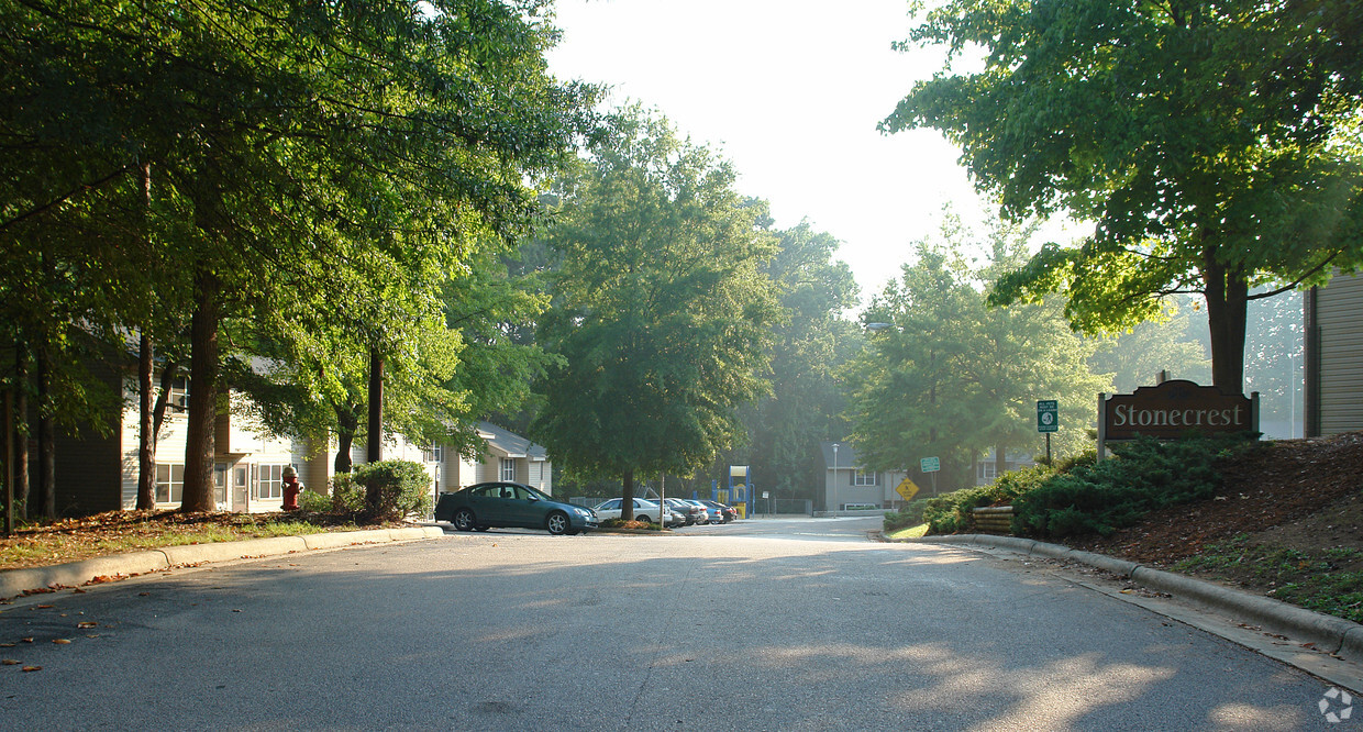 Primary Photo - Stonecrest Apartments