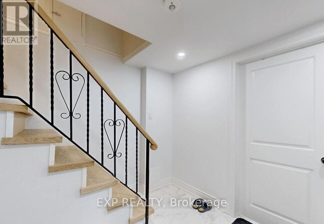 Building Photo - 45 Blaisdale Rd