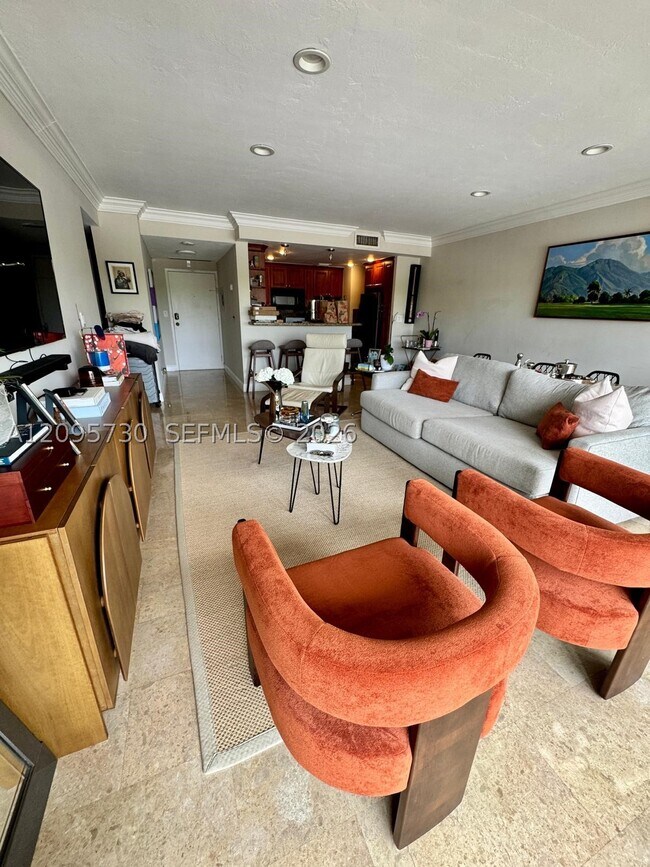Foto del edificio - 2451 Brickell Ave