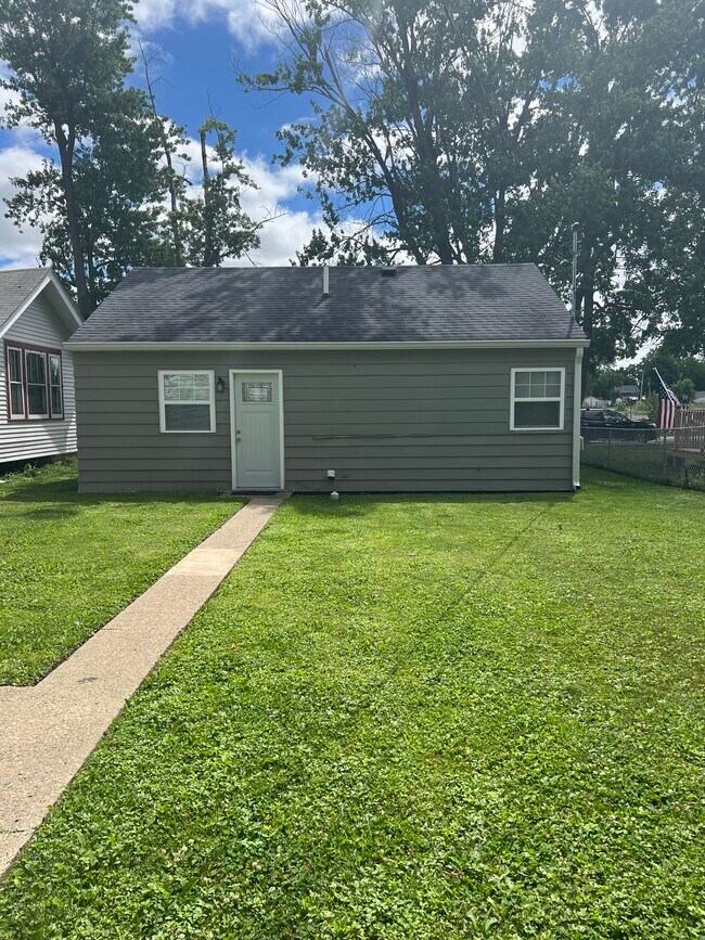 Rear of house - 654 N Hoke Ave