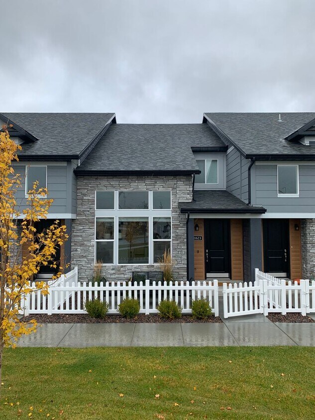 11623 S Sky Atlas Ln, Draper, UT 84020 Townhome Rentals in Draper UT