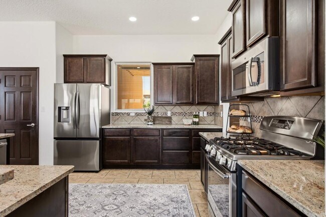 Foto del edificio - 6102 Pecos Trail Dr