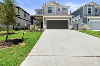 Building Photo - 472 Pickrell Lp