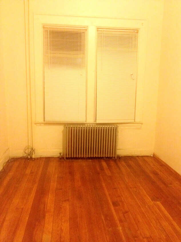 Foto principal - 535 E 29th St