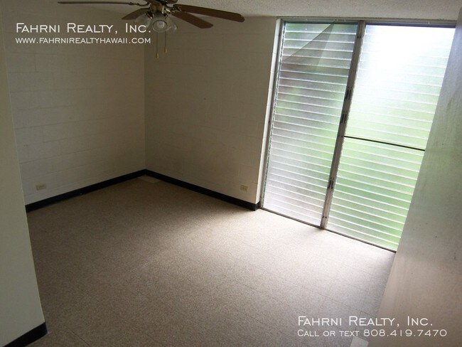 Building Photo - Kalihi - 2 Bedroom 1 Bath on the 1st Floor.