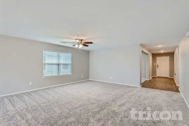 Building Photo - 126 Spring Creek Ln