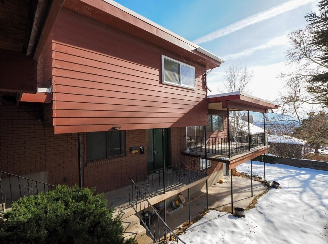 Foto principal - 632 E 13th Ave