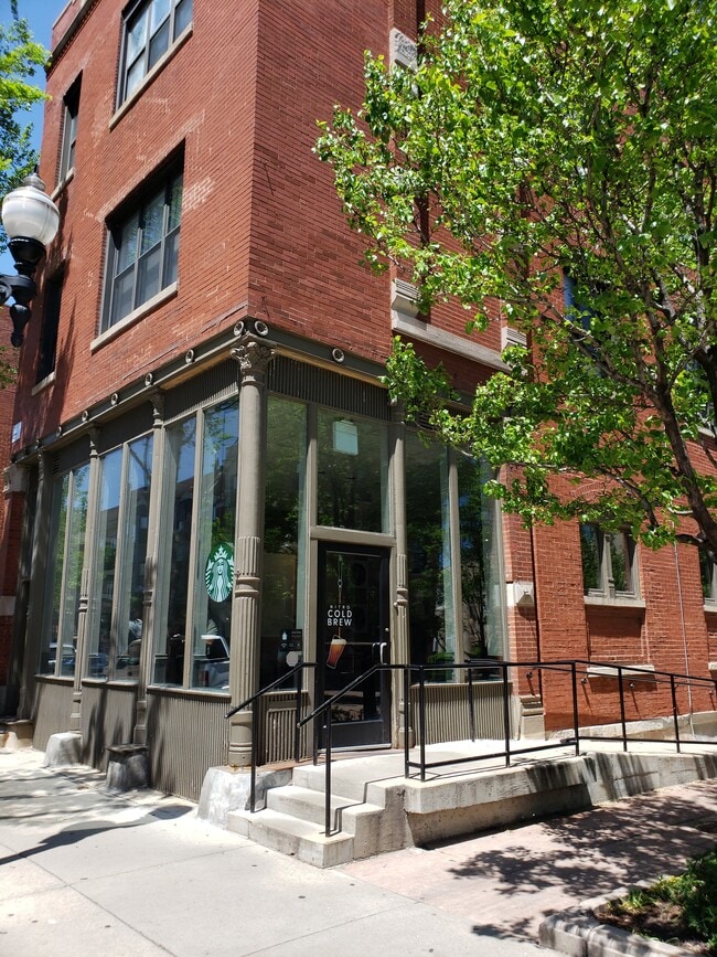 Building Photo - 1434 W Taylor St