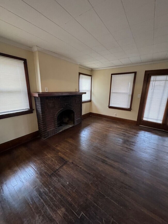 Foto del edificio - 1421 Crosby St