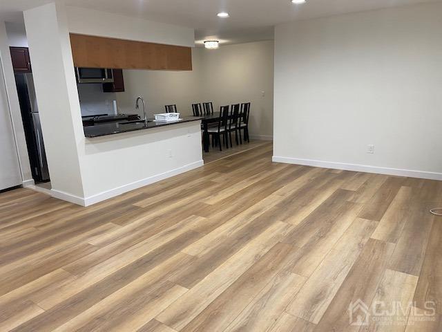 Foto del edificio - 83 Marlowe Ct
