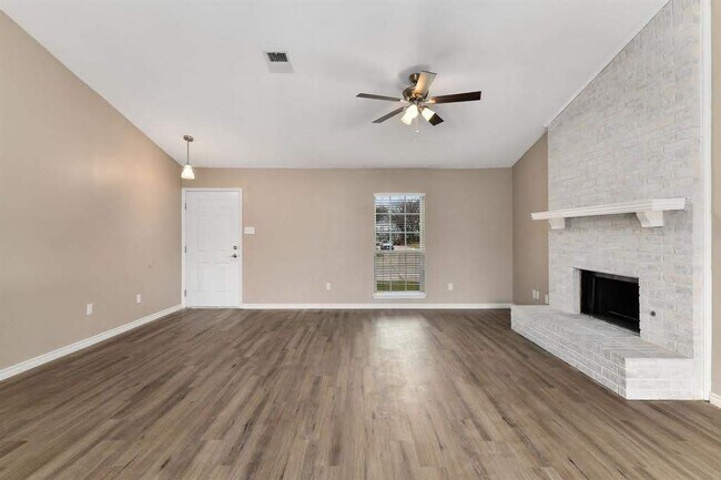 Foto del edificio - 2705 Naples Dr