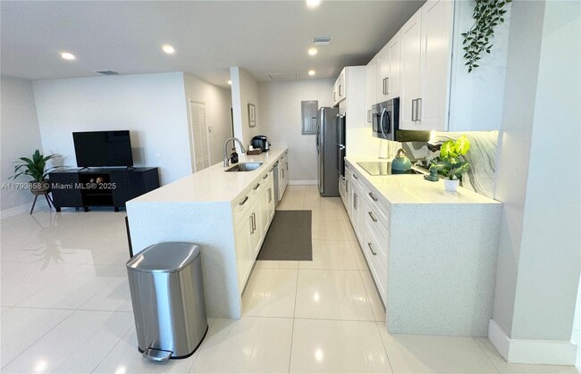 Foto del edificio - 1170 NE 212th Terrace