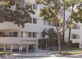 Primary Photo - 300 S Rexford Dr