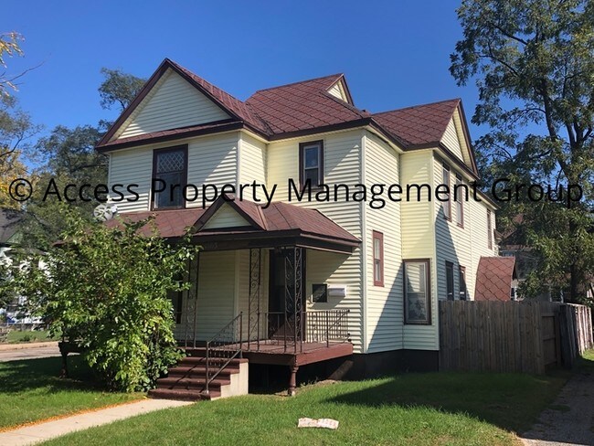 Building Photo - Remodeled one bedroom close to downtown!