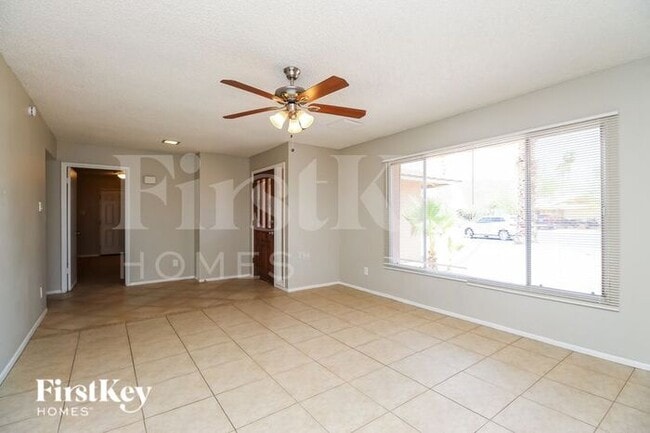 Building Photo - 4428 S La Corta Dr