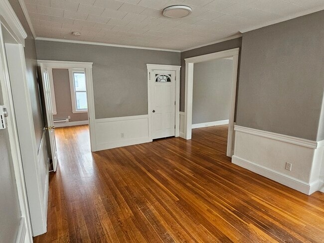 Building Photo - 117 Merrifield St