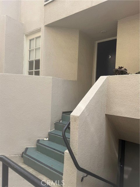 Foto del edificio - 278 S Oak Knoll Ave