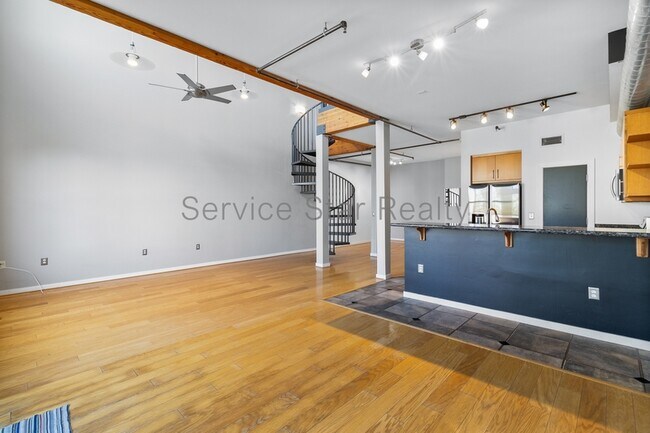 Foto del edificio - 1326 N Central Ave