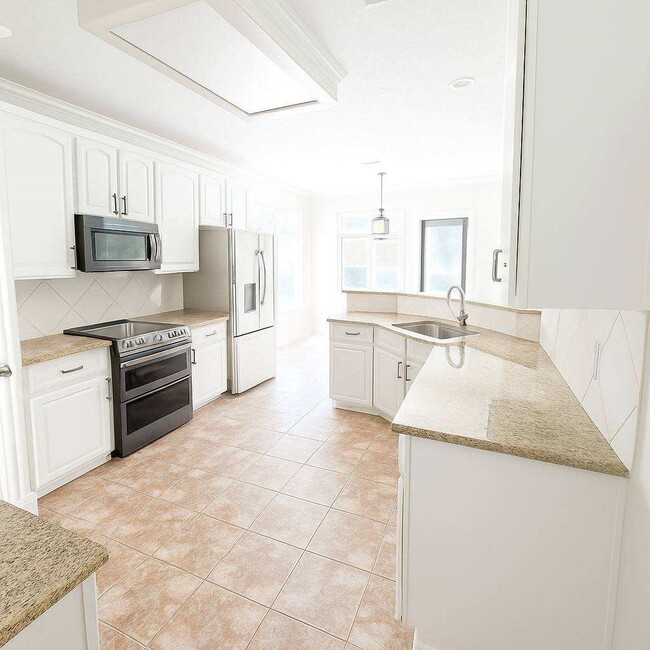 Building Photo - 12515 Drake Prairie Ln