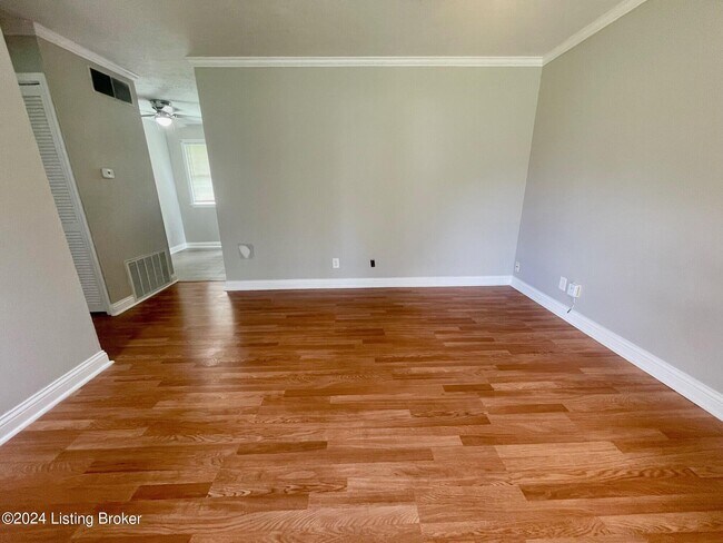 Building Photo - 4606 Balaton Dr