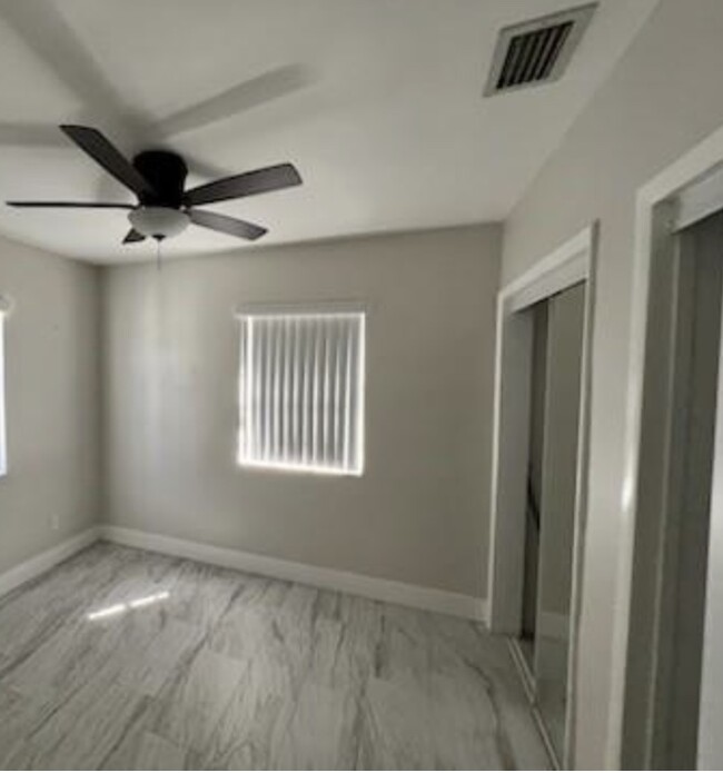 Foto del edificio - 7415 SW 31st St