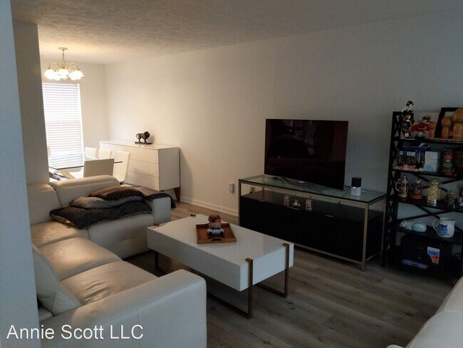 Foto del edificio - 3 br, 2.5 bath House - 10755 Bunker Hill Dr.