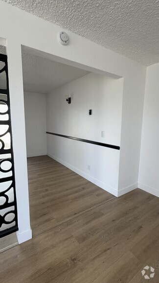 Building Photo - 2511 Voorhees Ave