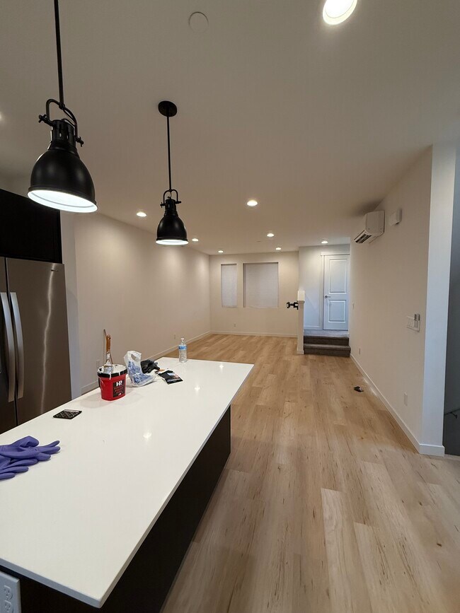 Foto del edificio - 2168 N 185th St