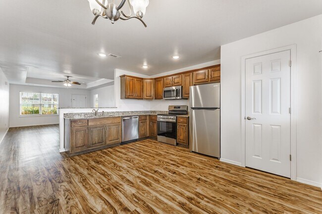 Foto del edificio - Newly updated home