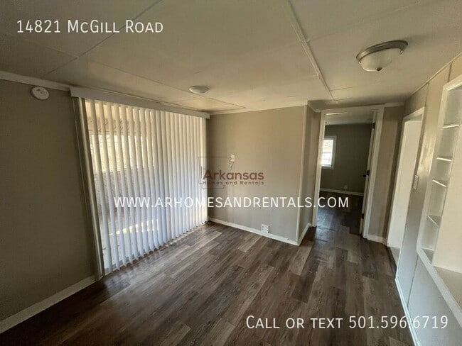 Foto del edificio - 14821 McGill Rd