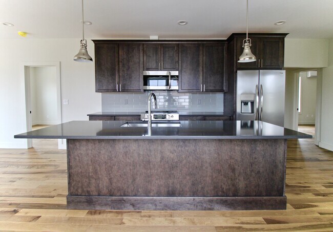 Foto del edificio - 408 Atwells Ave