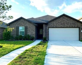 Building Photo - 2421 Bear Crk Dr