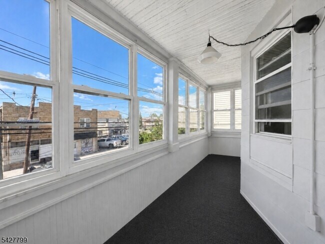 Building Photo - 22 Harrison Ave