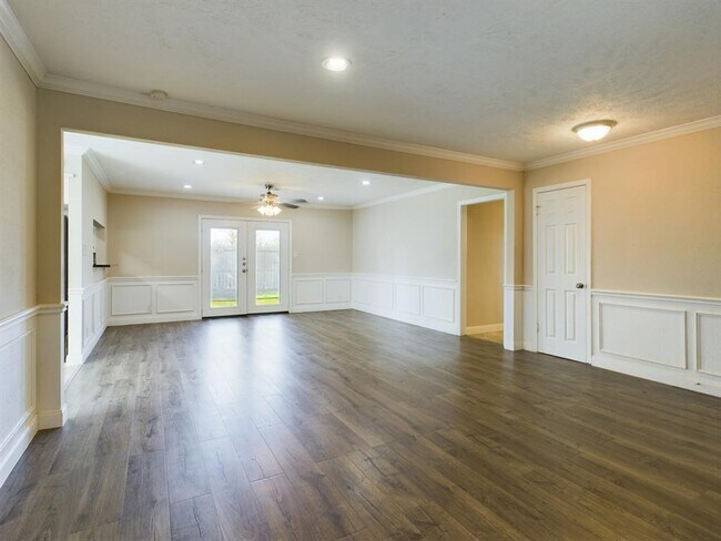 Building Photo - 2322 Coryell St