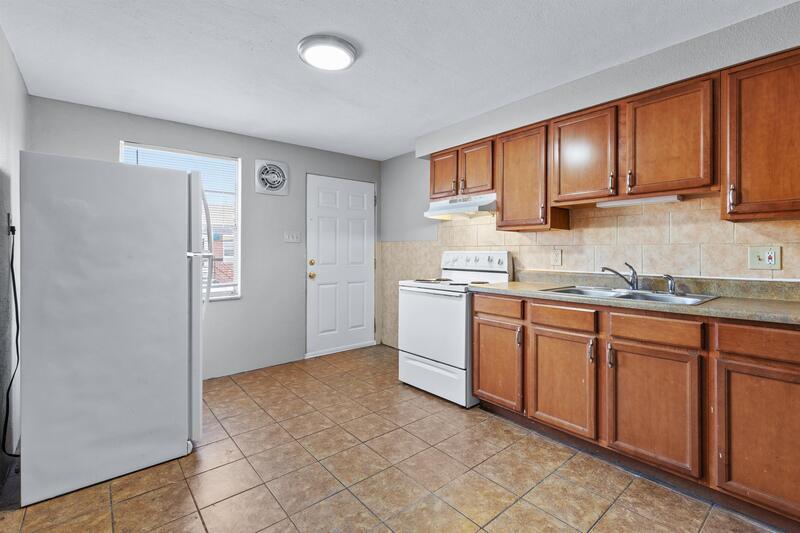 1030 Wild Cherry Ln, University City, MO 63130 Condo for Rent in