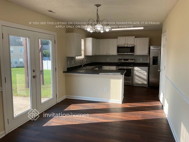 Building Photo - 8020 Caliber Woods Dr