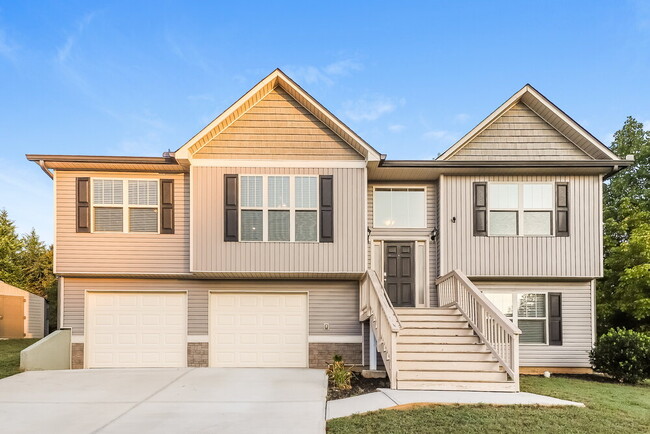 Building Photo - 104 Skylar Ct