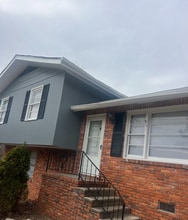 Building Photo - 1108 Hob Hill Rd