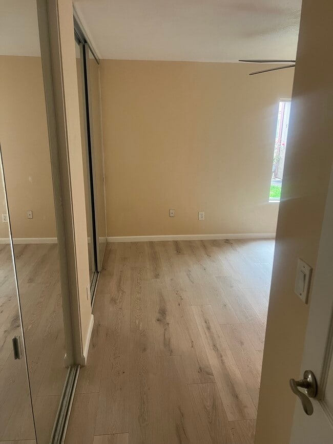 Building Photo - 5543 Adobe Falls Rd