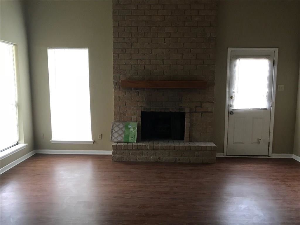Foto del edificio - 11214 Willowood Creek Dr