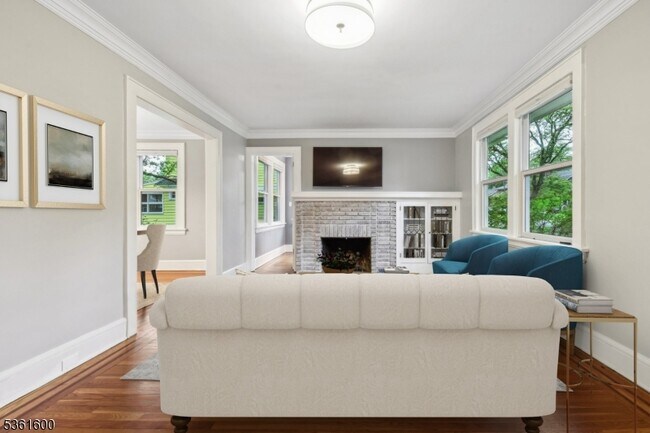Foto del edificio - 8 Highland Ave