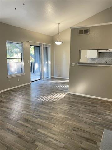 Building Photo - 1104 Millview Dr