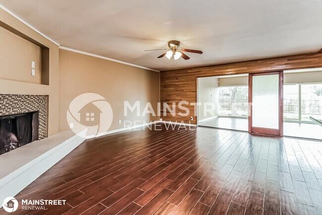 Foto del edificio - 3916 Corkwood Dr